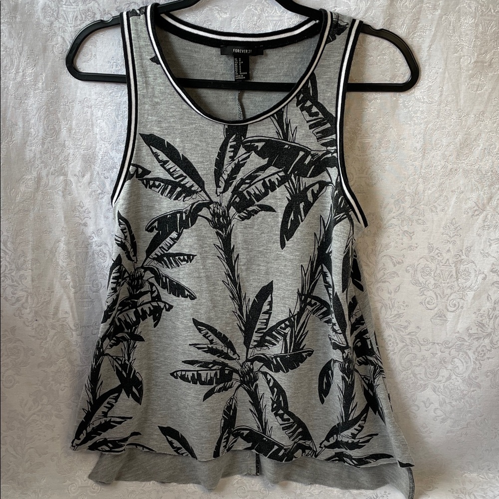 Forever 21 Gray Tank Top with Black Palm Print. Size Small - Picture 1 of 3